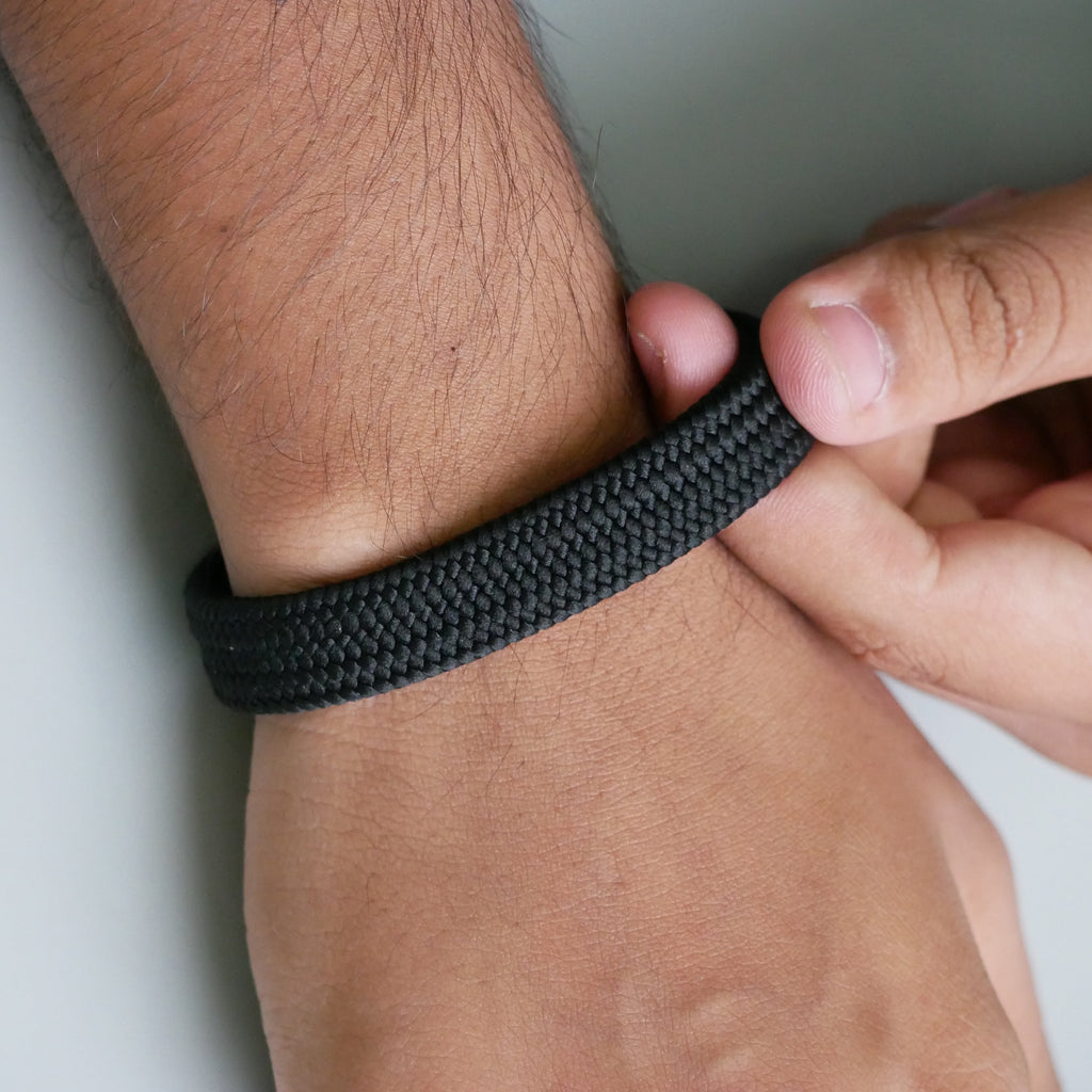 Black Braided Magnetic Bracelet