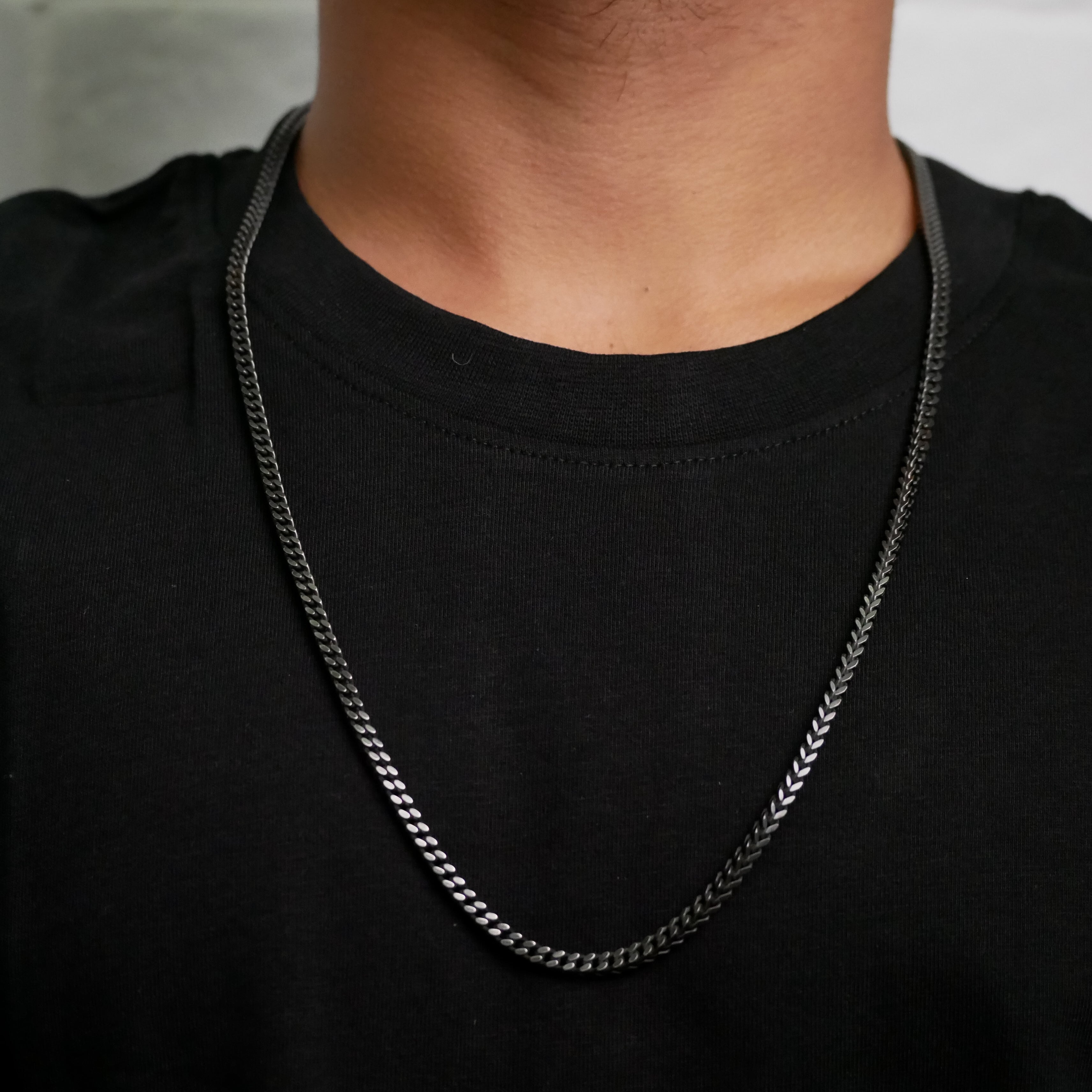 Shadow Band Necklace Secondary image