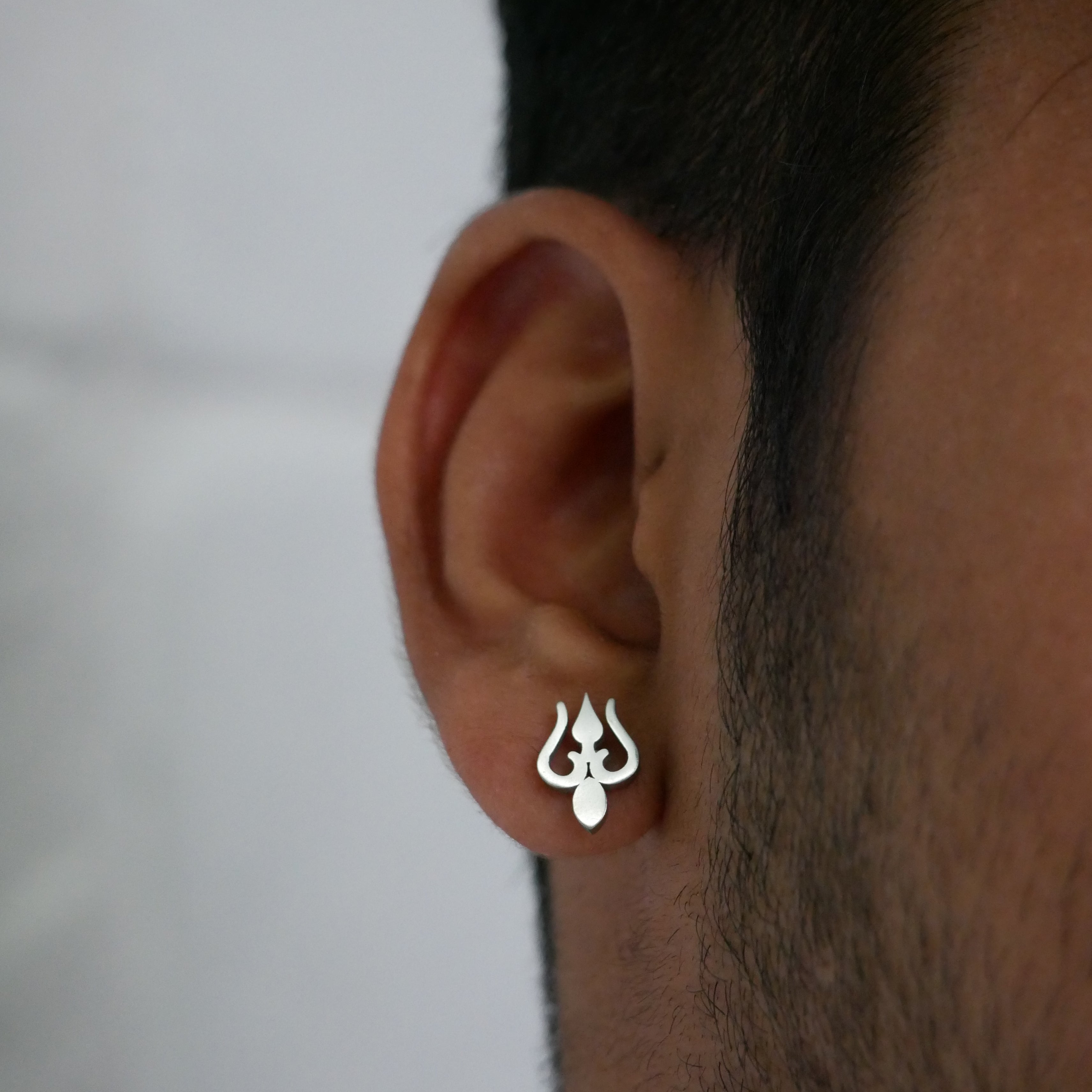 Trident Spirit Stud