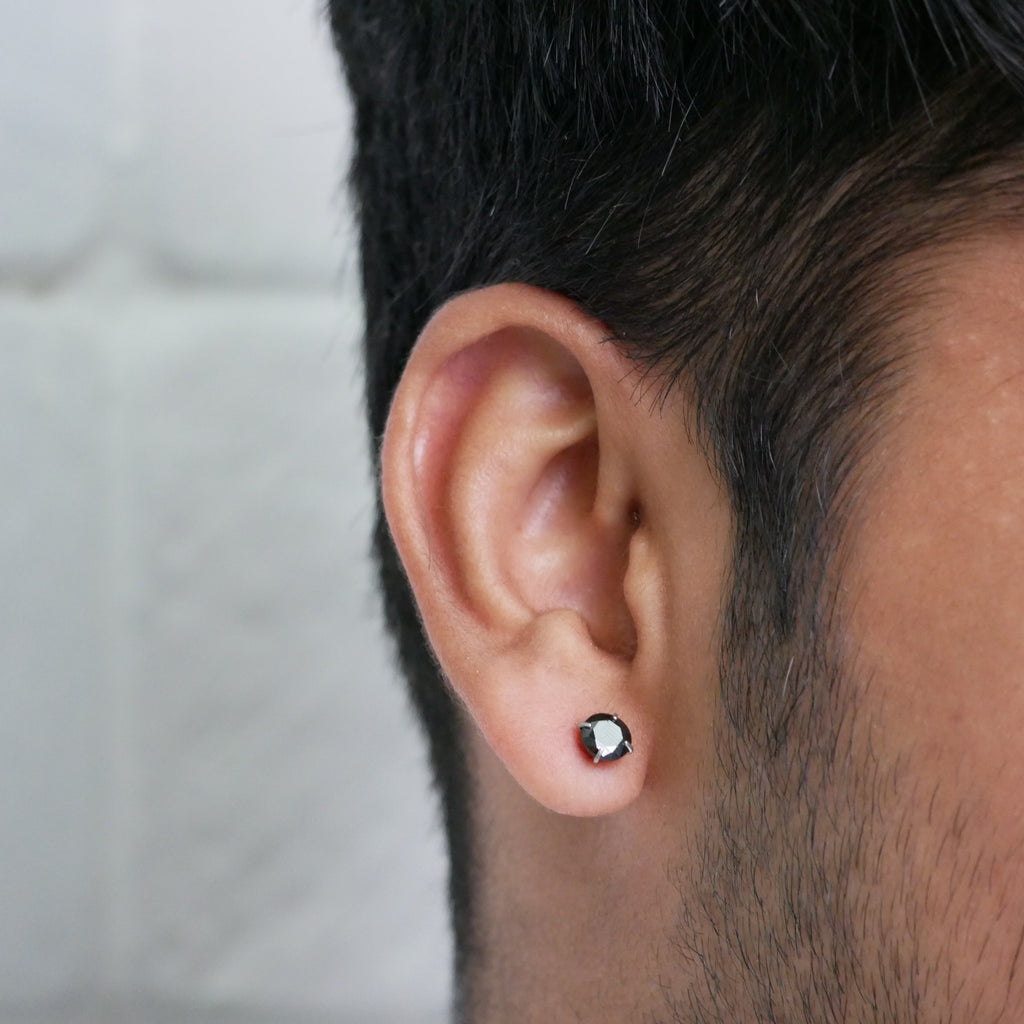 Black Onyx-Style Statement Stud
