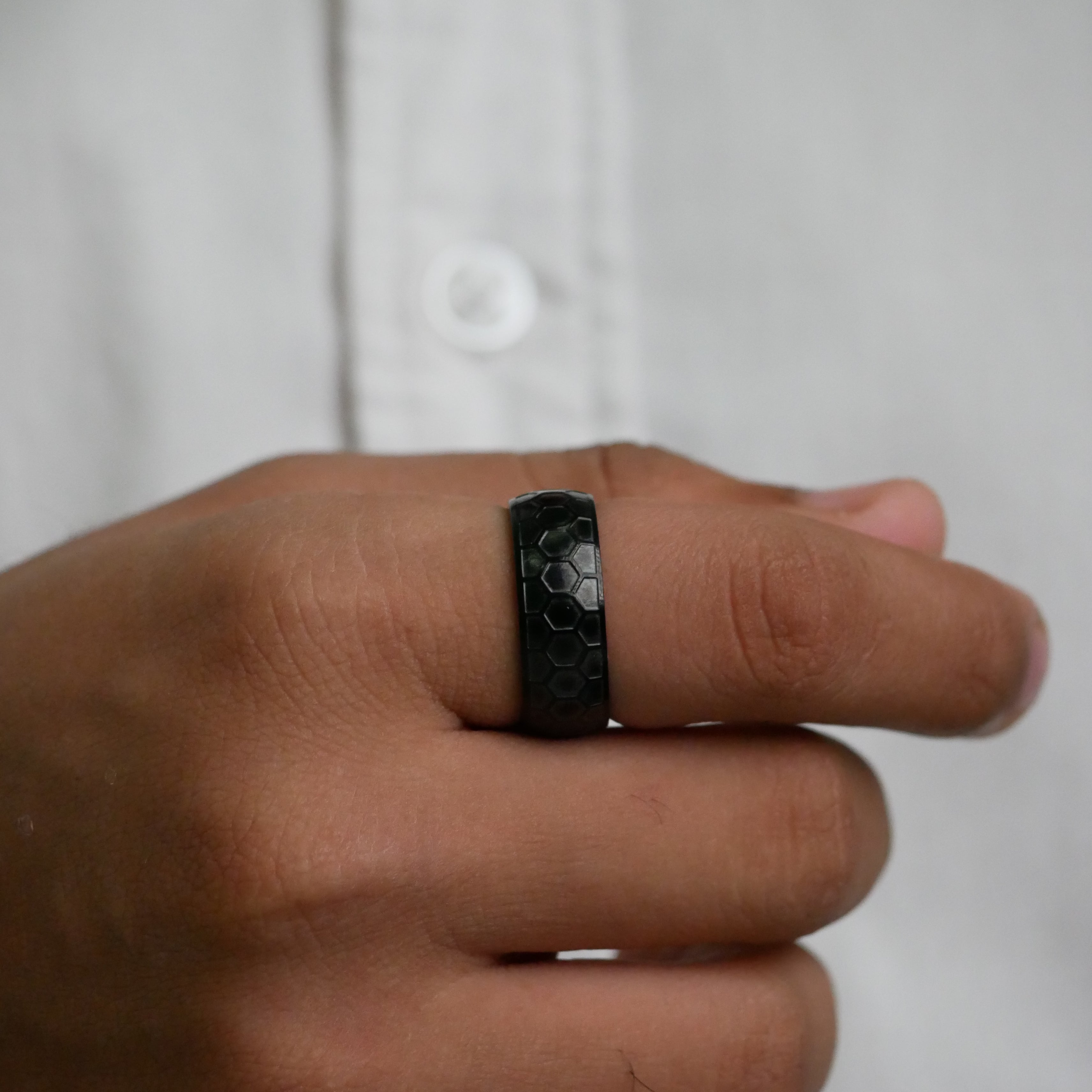 Geometric Hexagon Textured Ring Secondary image