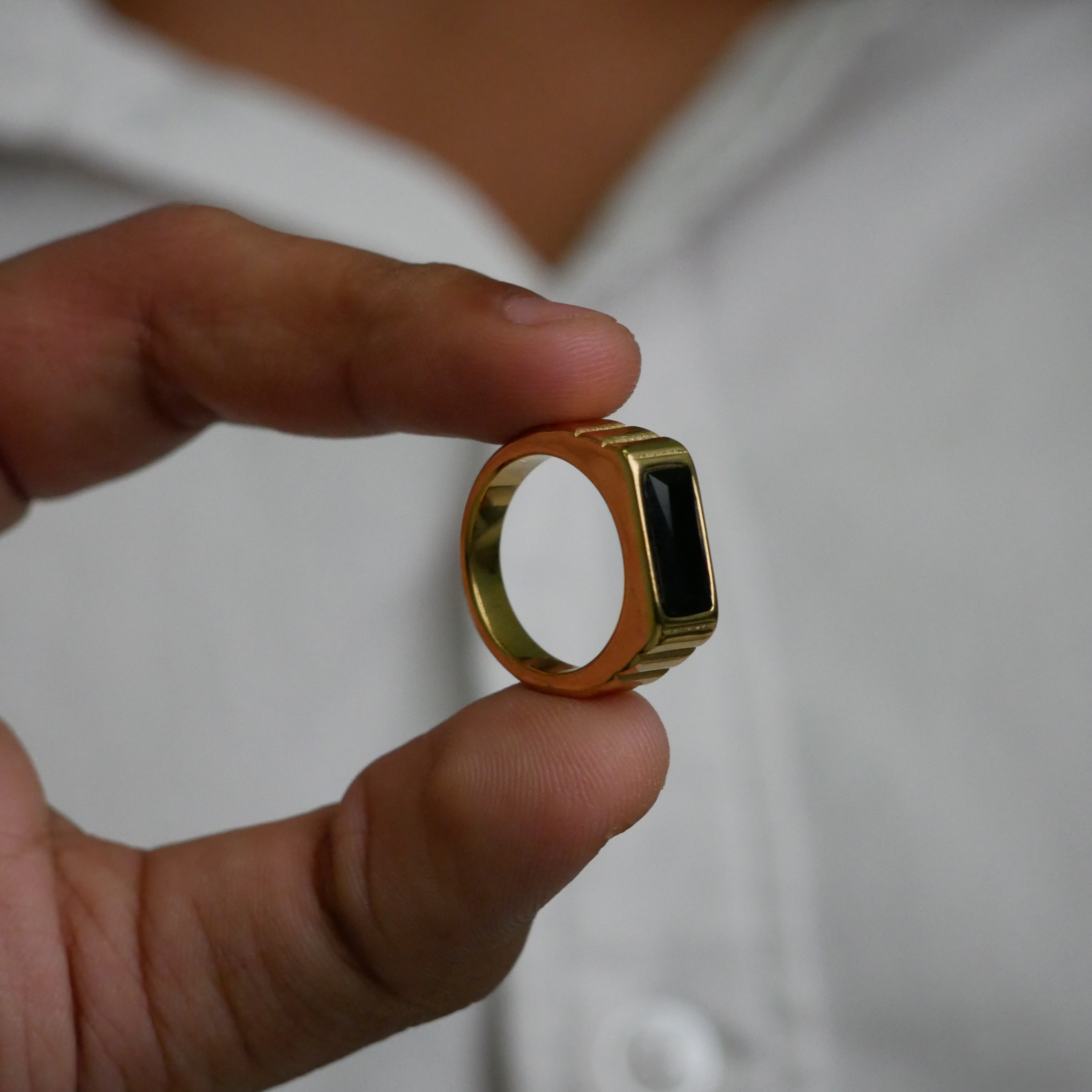 Geometric Gold Ribbed Band Ring