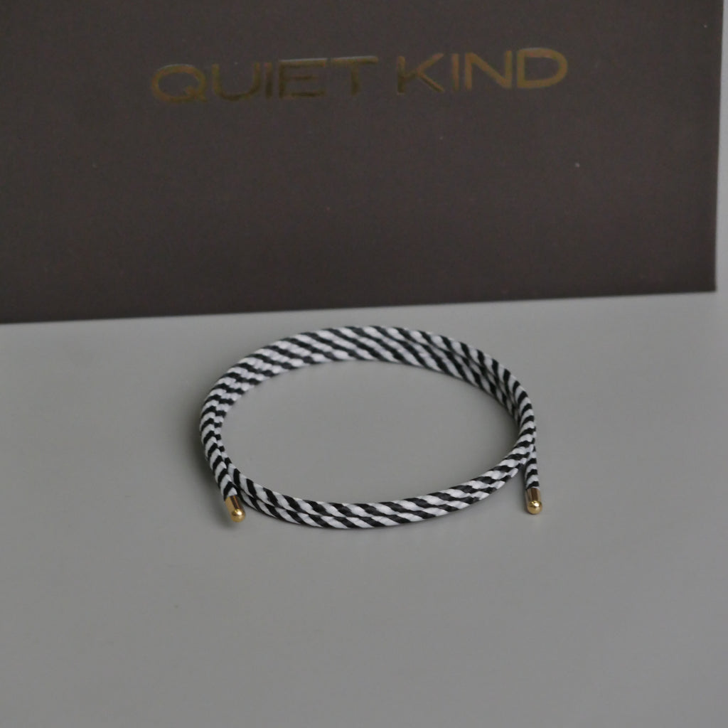 Black And White Halo Magnetic Wrap Bracelet