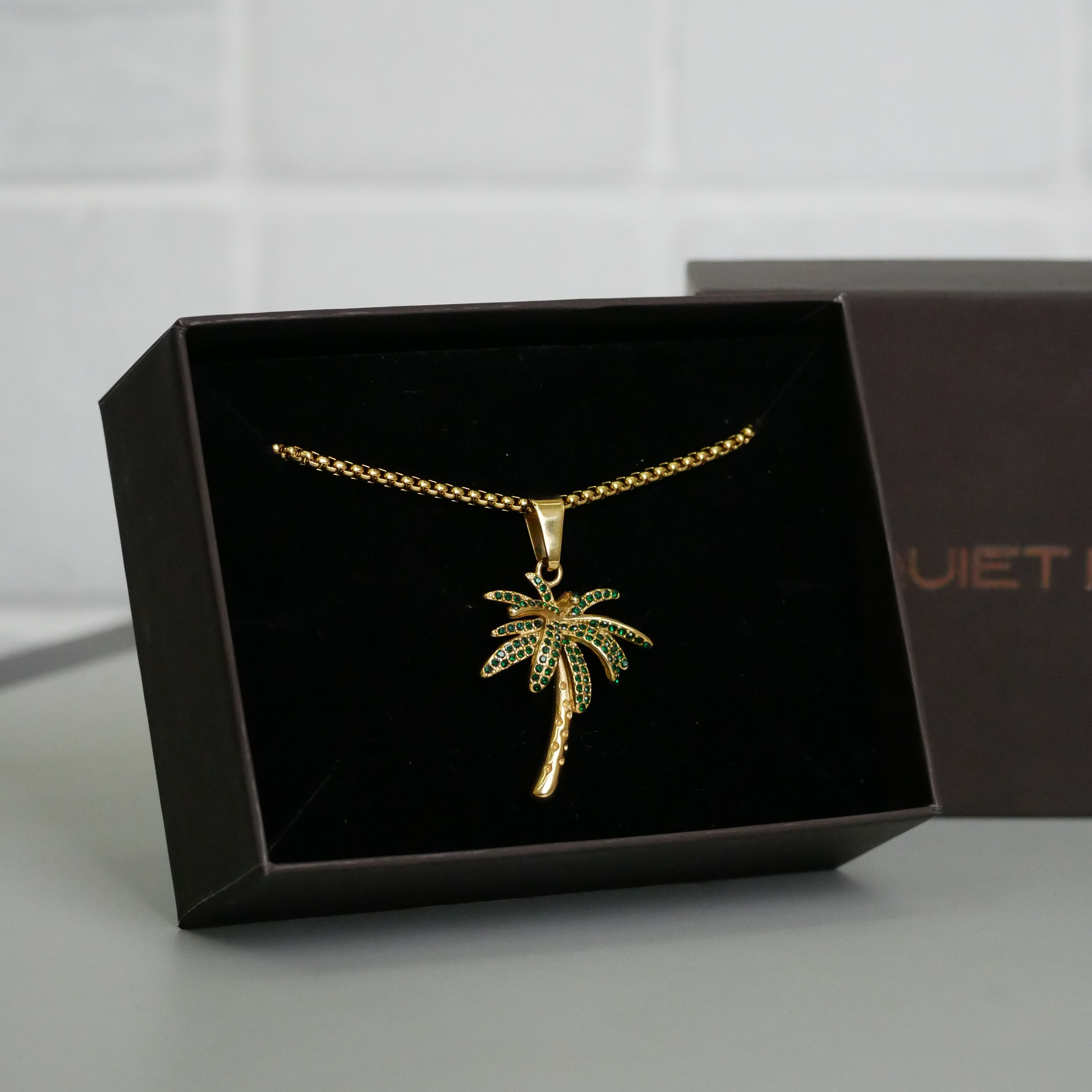 The Riviera Palm Necklace