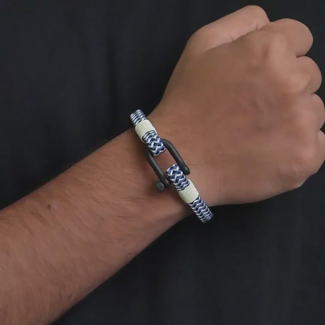 Ocean Link Shackle Bracelet